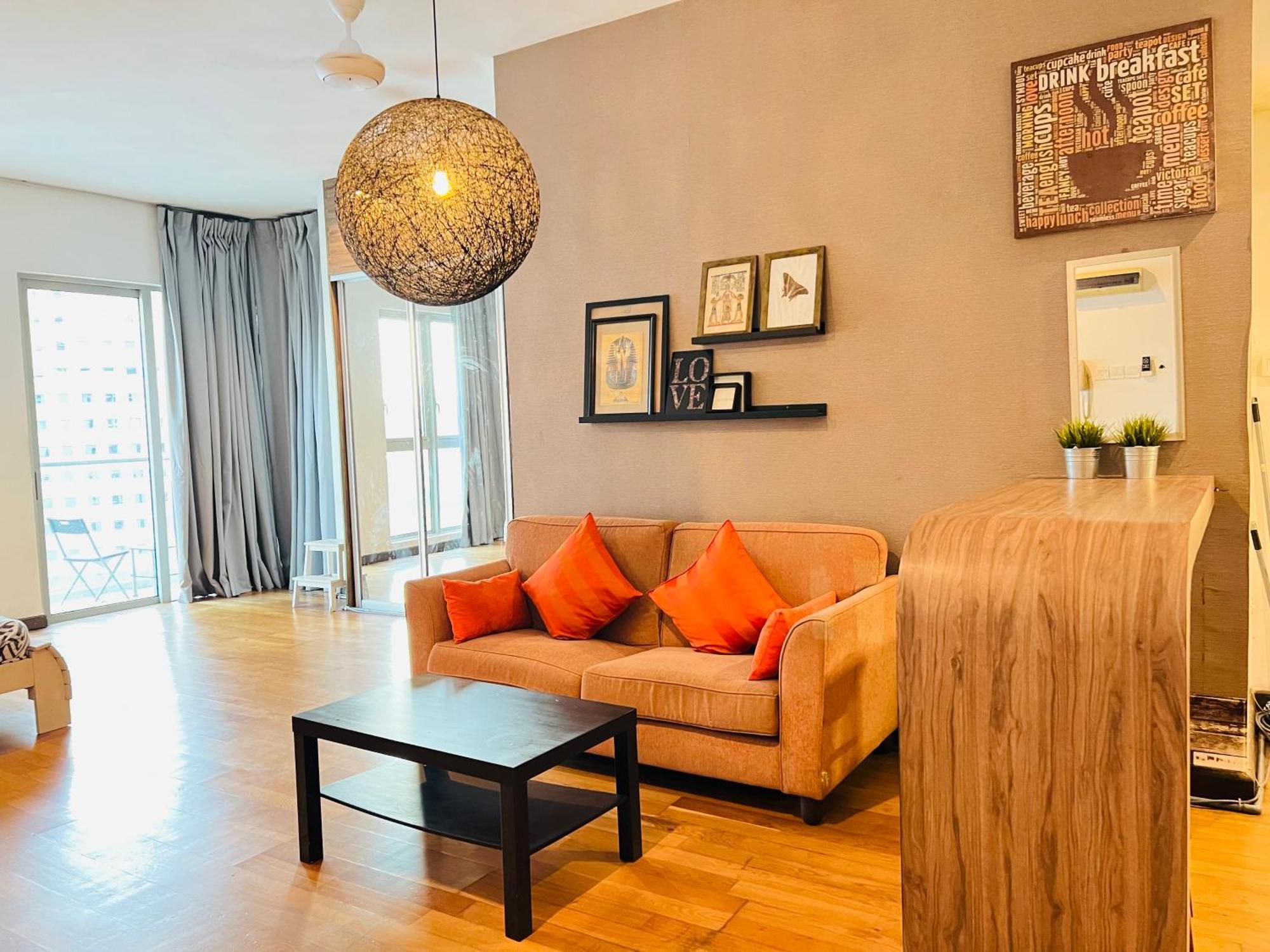 Regalia Suites & Residence By Enjoy Your Stay Kuala Lumpur Esterno foto
