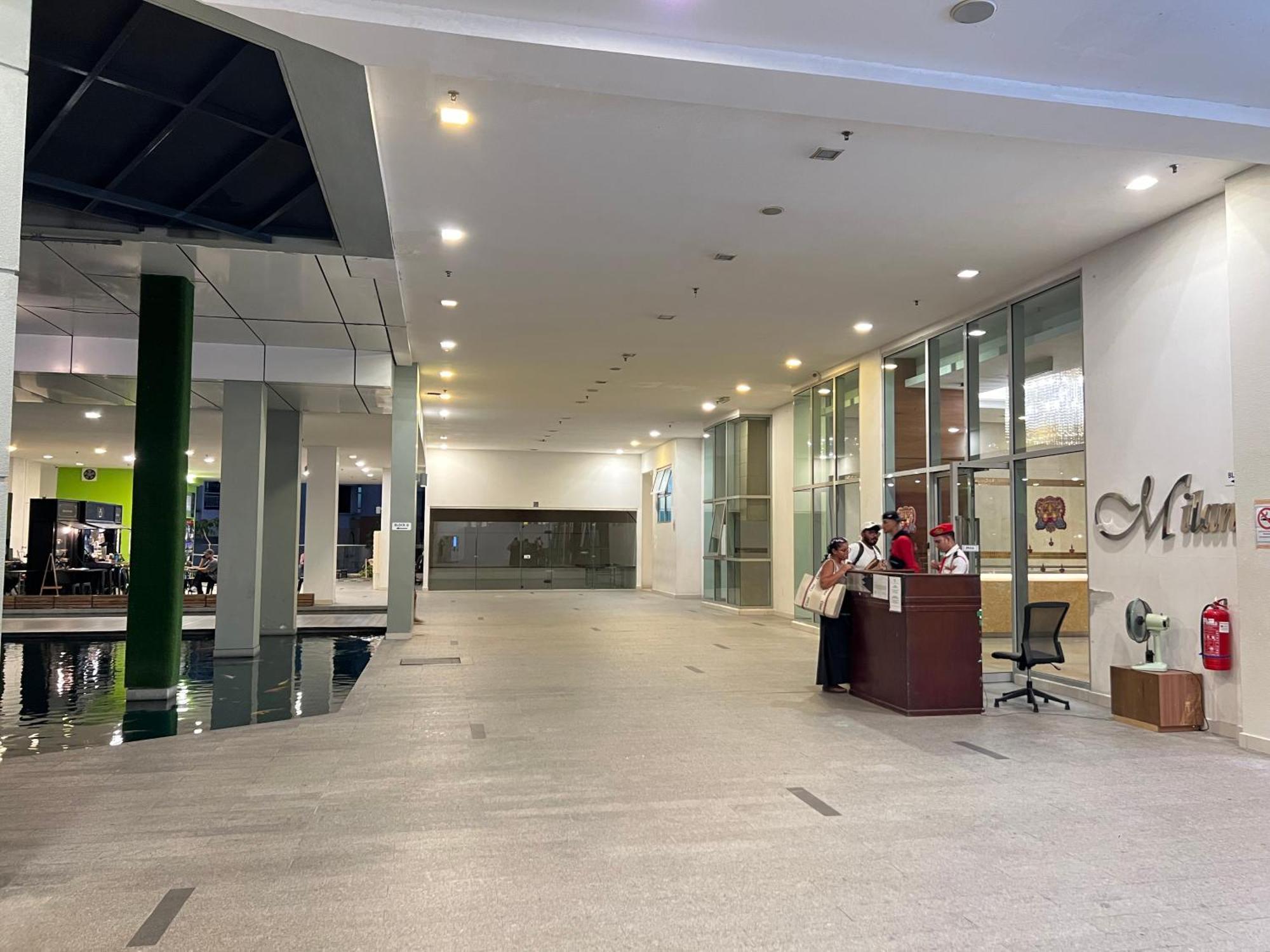 Regalia Suites & Residence By Enjoy Your Stay Kuala Lumpur Esterno foto